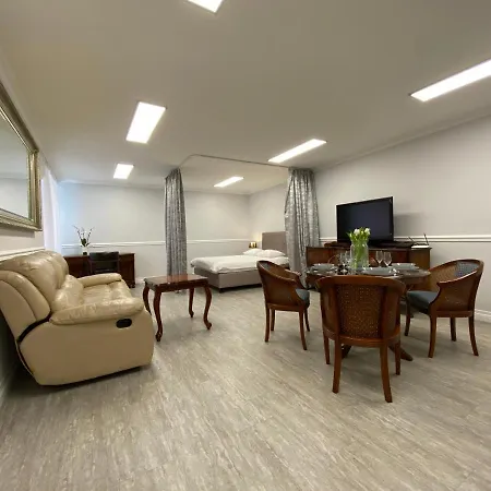 Aravel Premium * Wroclaw