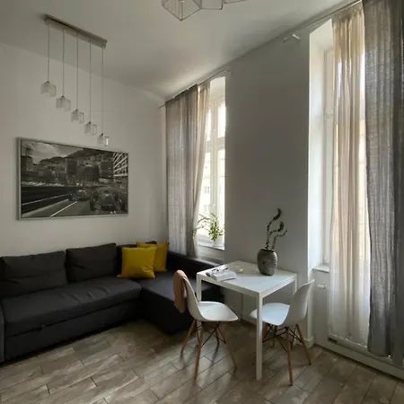 Aravel Premium Daire Wroclaw