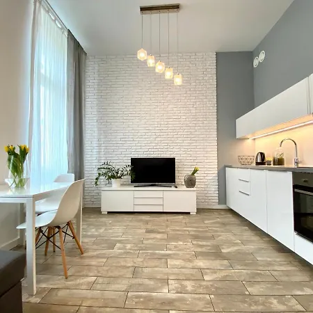 Aravel Premium Daire Wroclaw